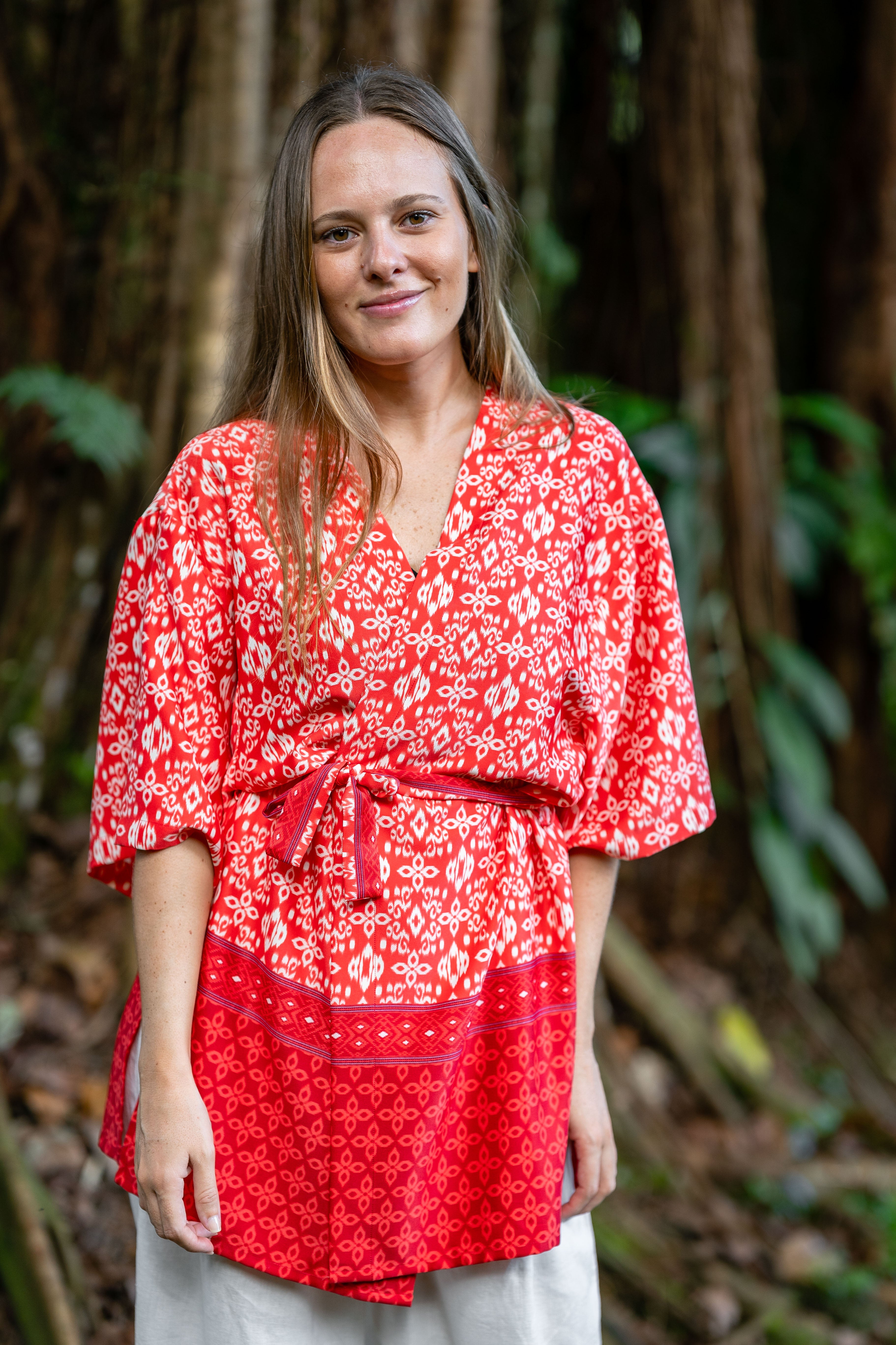 BATIK CORAL Satin Kimono