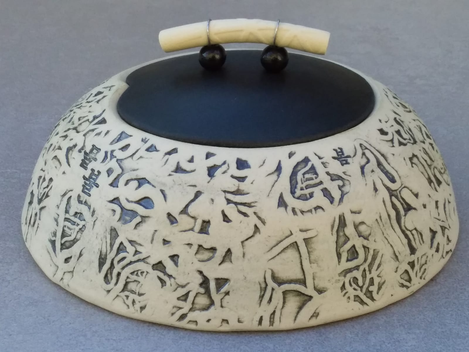 Zen Pottery with Flower Holder - Medium